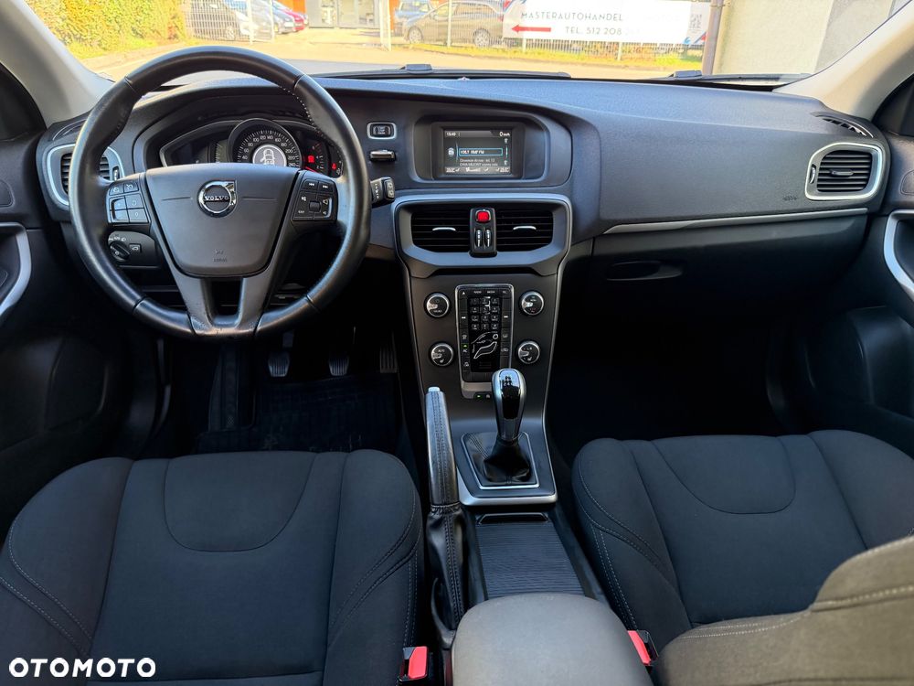 Volvo V40 D2 Drive-E Momentum - 5