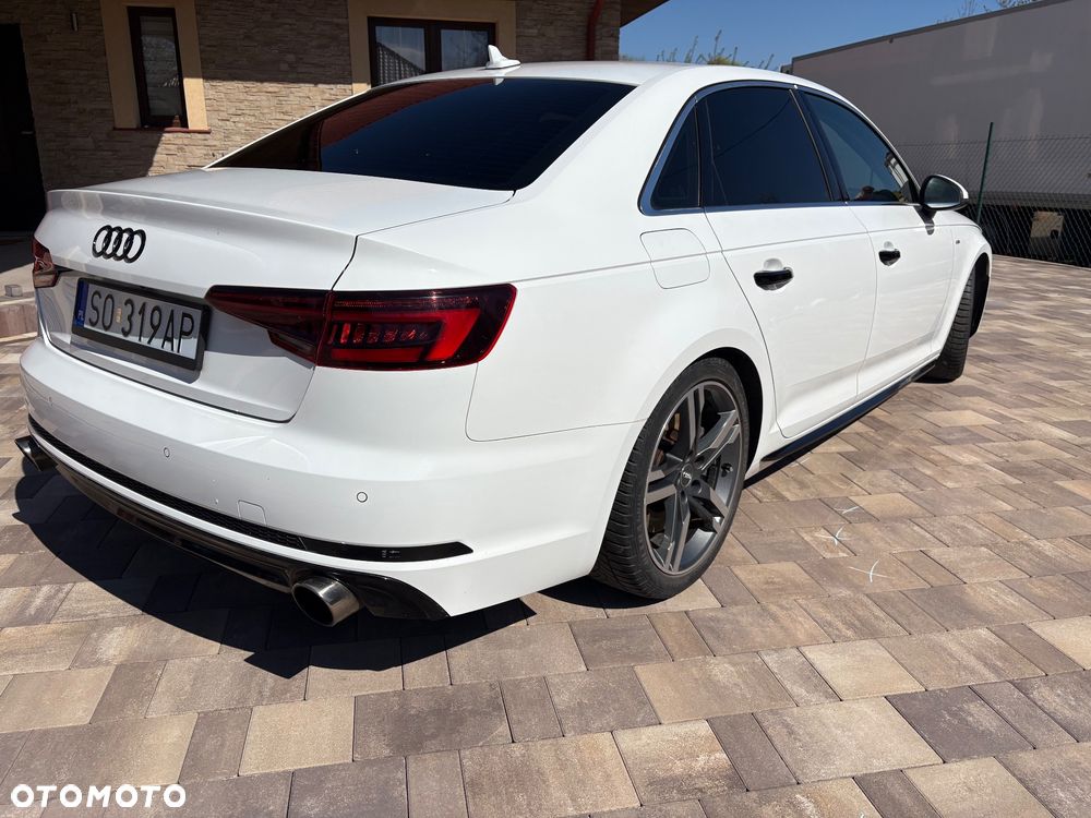 Audi A4 Limousine - 4