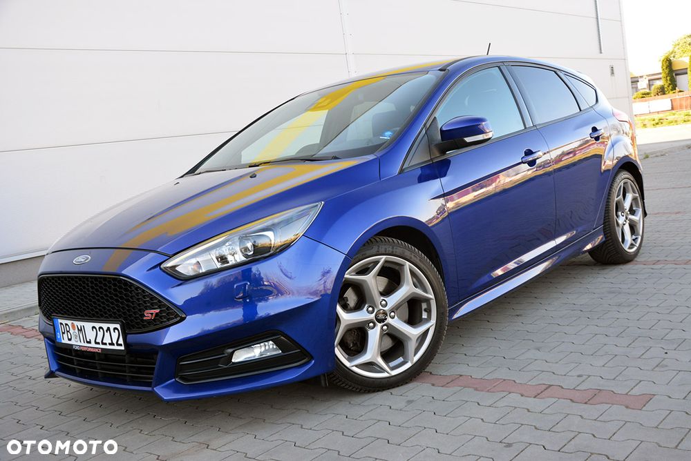 Ford Focus 2.0 TDCi ST - 17