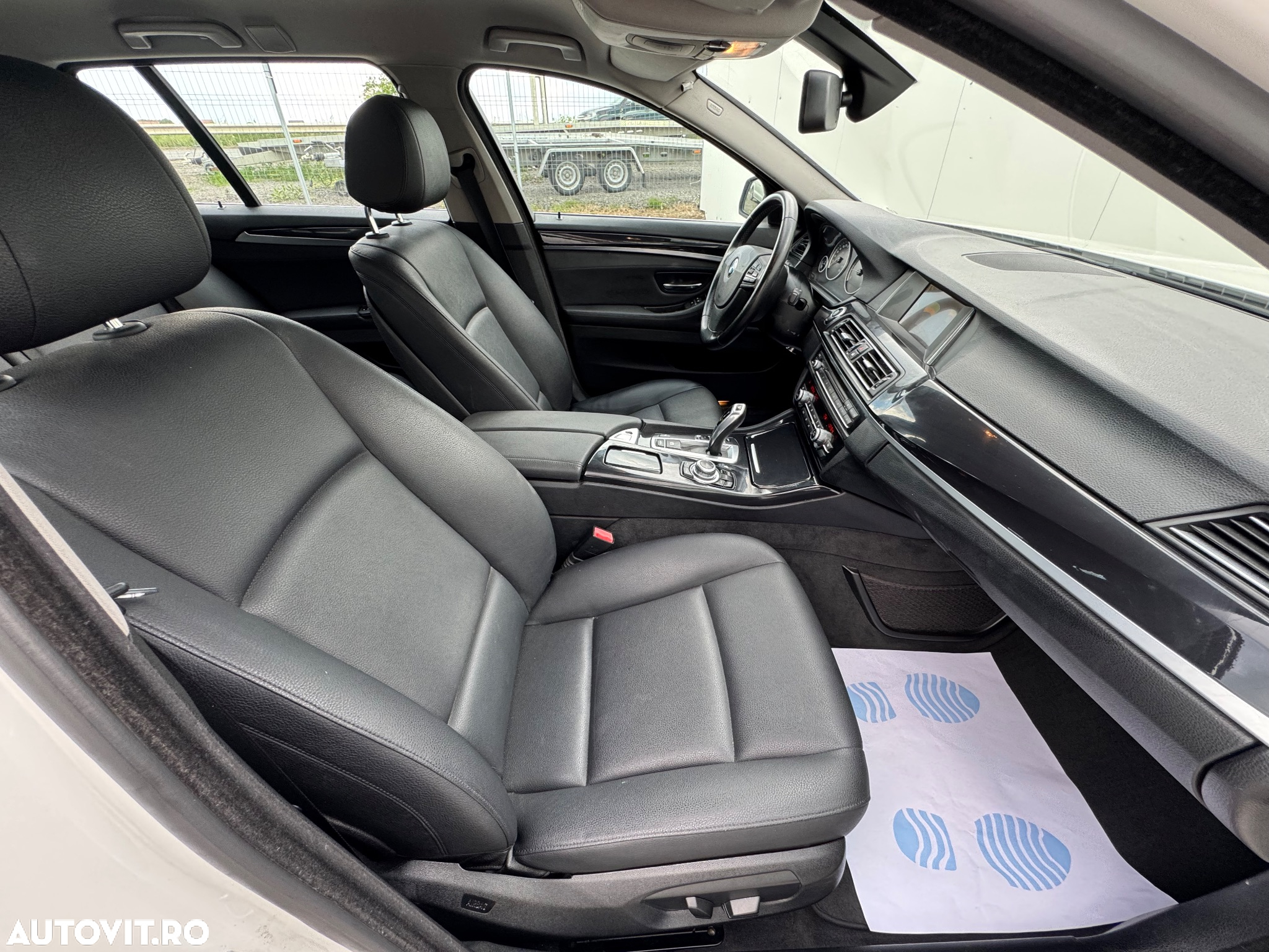 BMW Seria 5 520d Touring Aut. Modern Line - 10