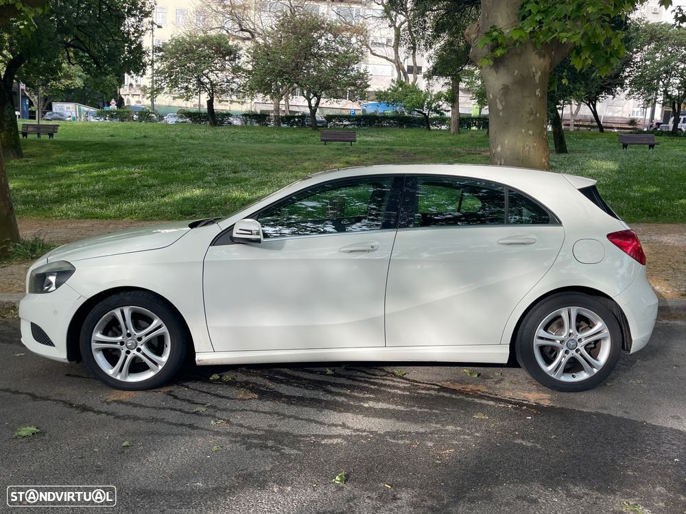 Mercedes-Benz A 180 CDI BlueEFFICIENCY - 2