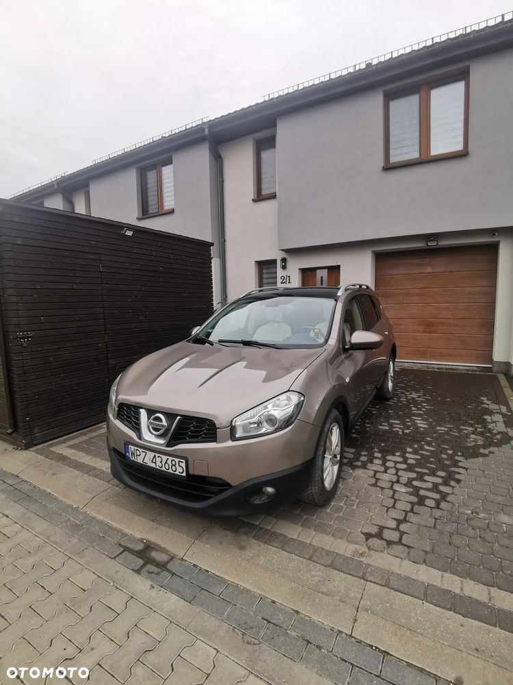 Nissan Qashqai+2