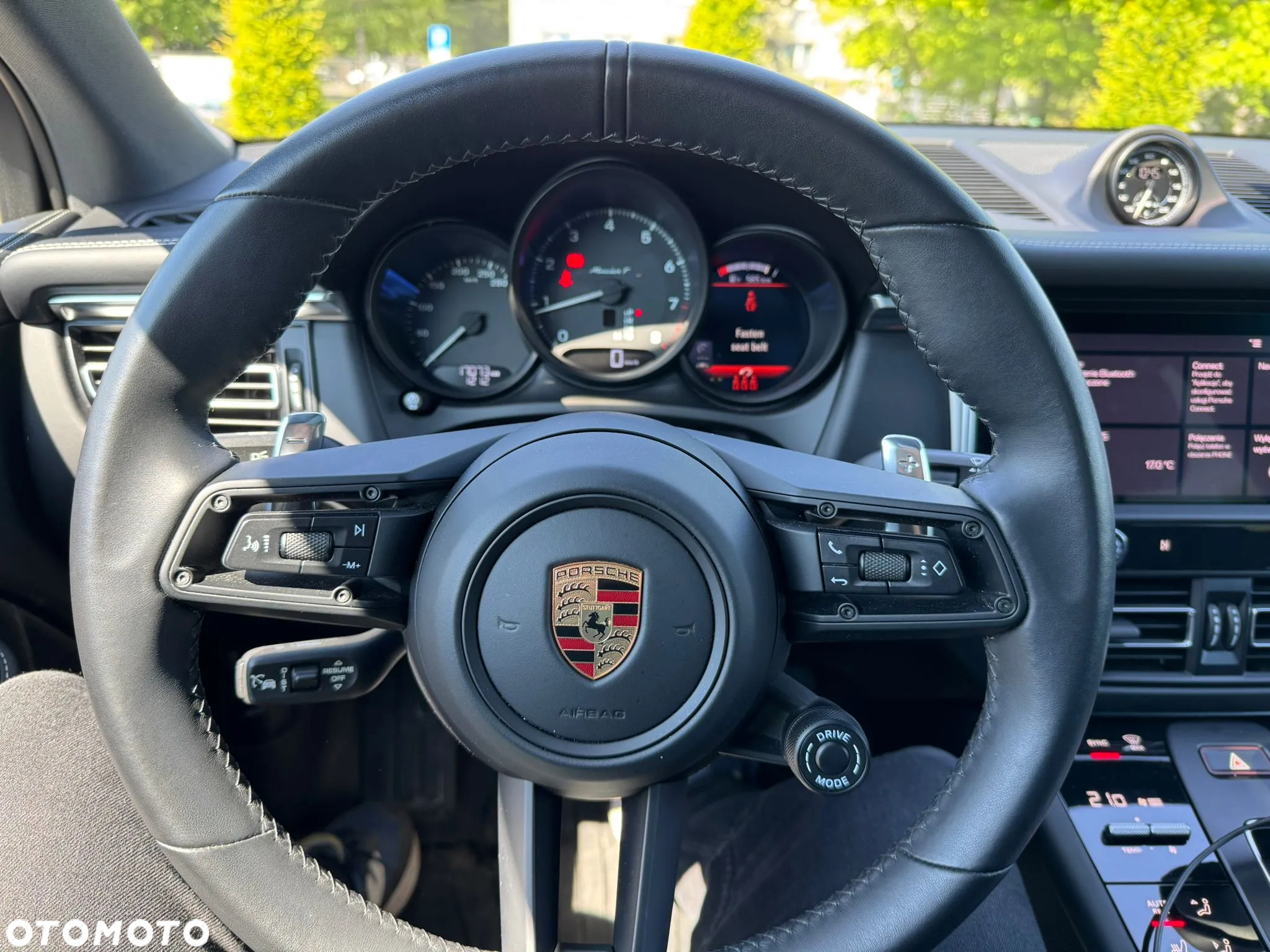Porsche Macan T - 14