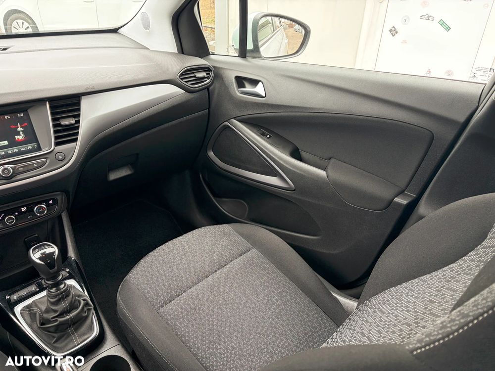 Opel Crossland 1.2 Start/Stop Innovation - 24