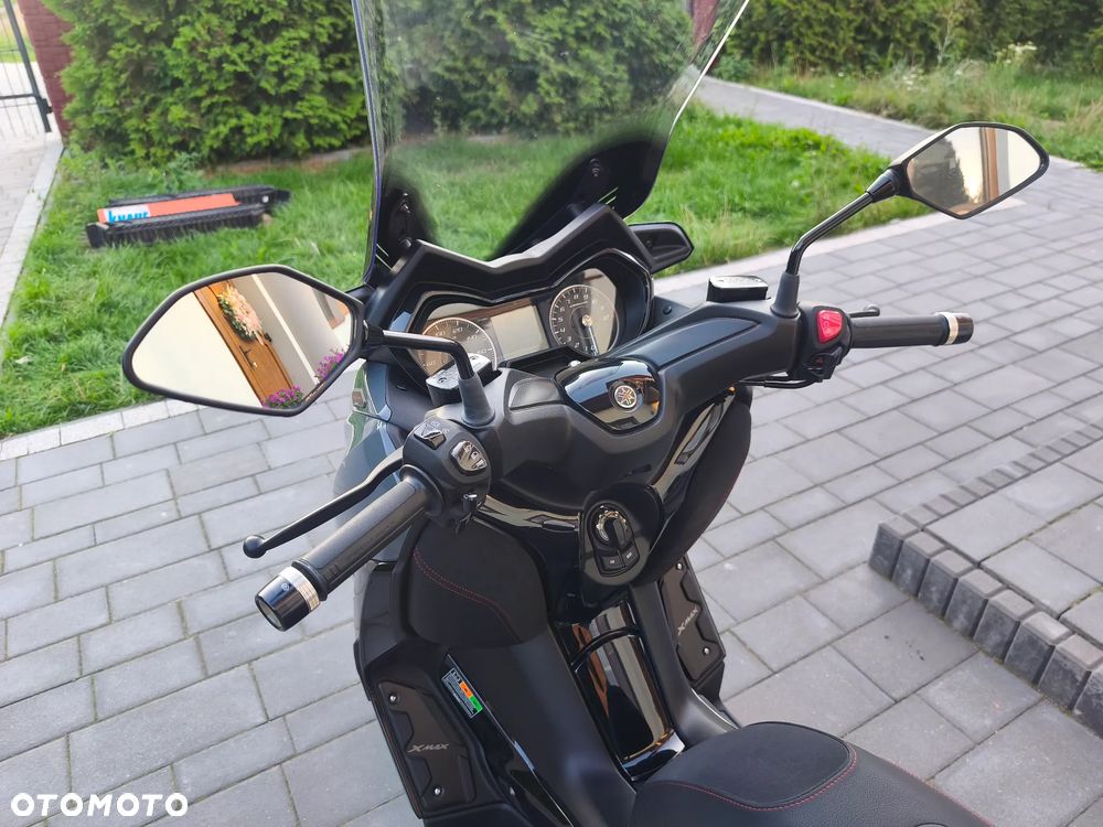 Yamaha NMAX - 21