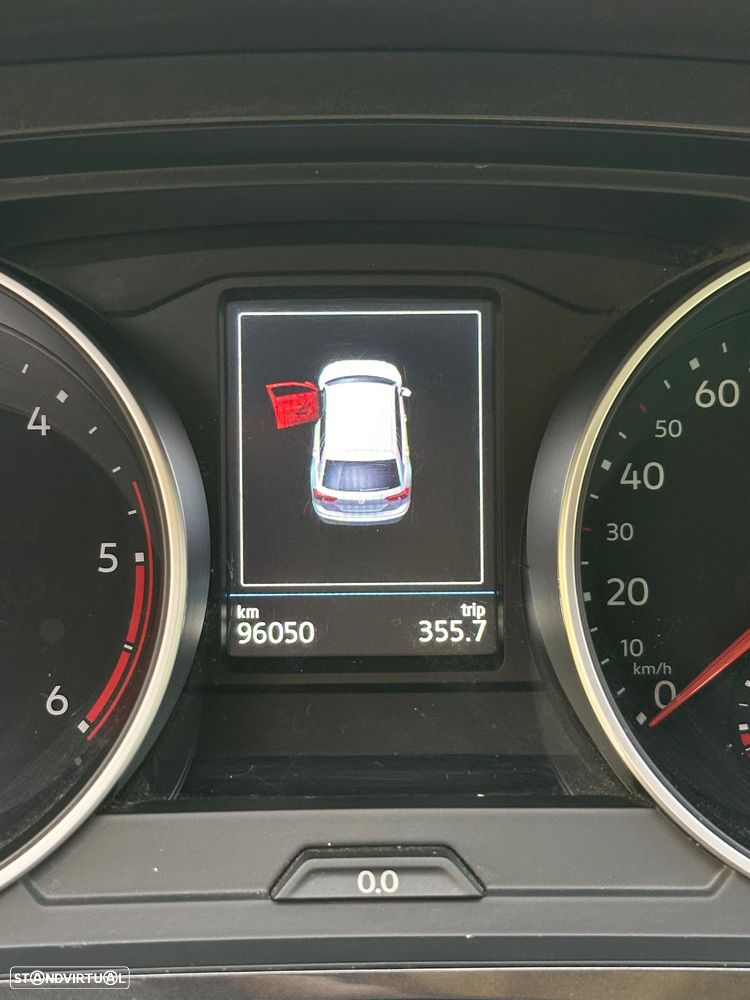 VW Tiguan 1.6 TDI Confortline - 15