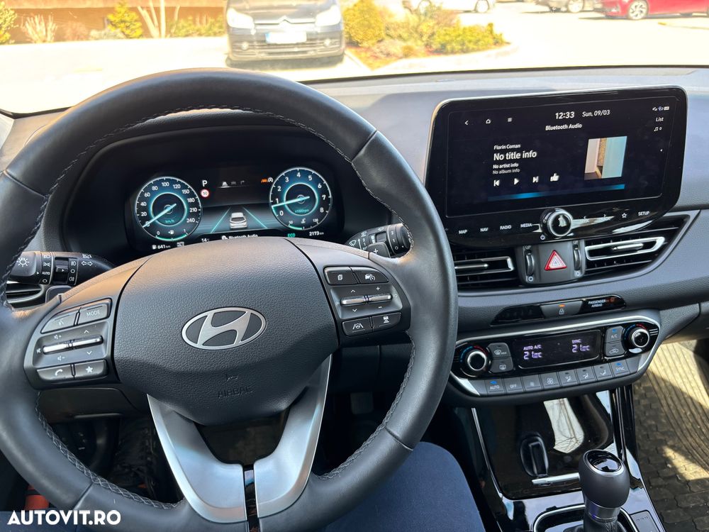 Hyundai i30 1.5 T-GDI 140CP 7DCT MHEV Exclusive - 11