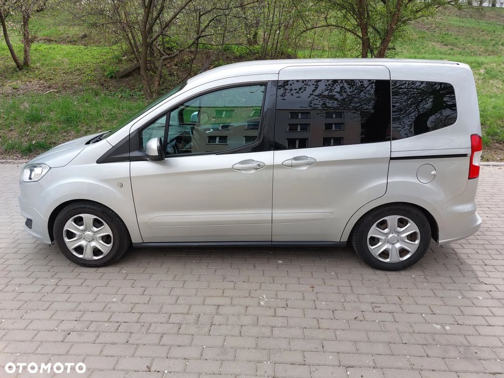 Ford Tourneo Courier 1.0 EcoBoost Ambiente - 10