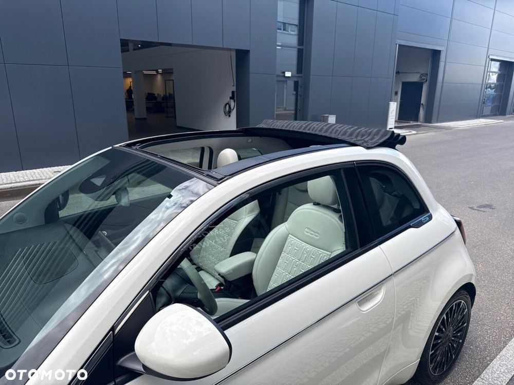 Fiat 500e - 27