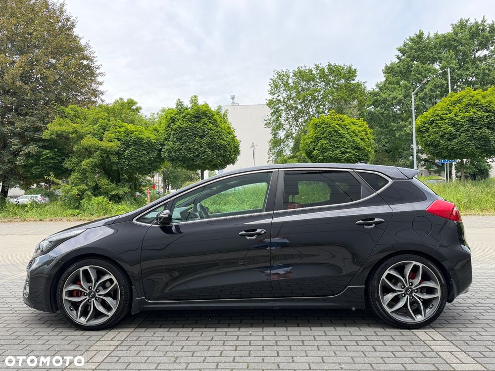 Kia Ceed 1.6 T-GDI GT - 6