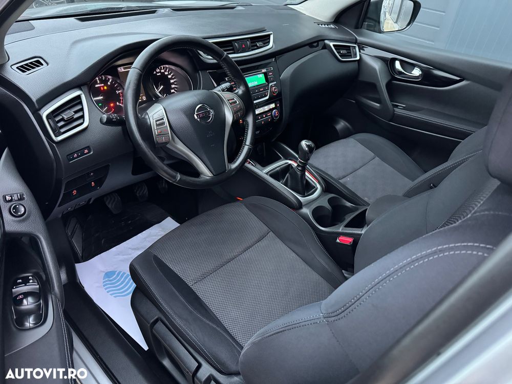 Nissan Qashqai - 12