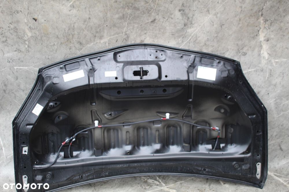 MASKA TOYOTA PRIUS III CZARNA ORG LAKIER 09-15 - 6