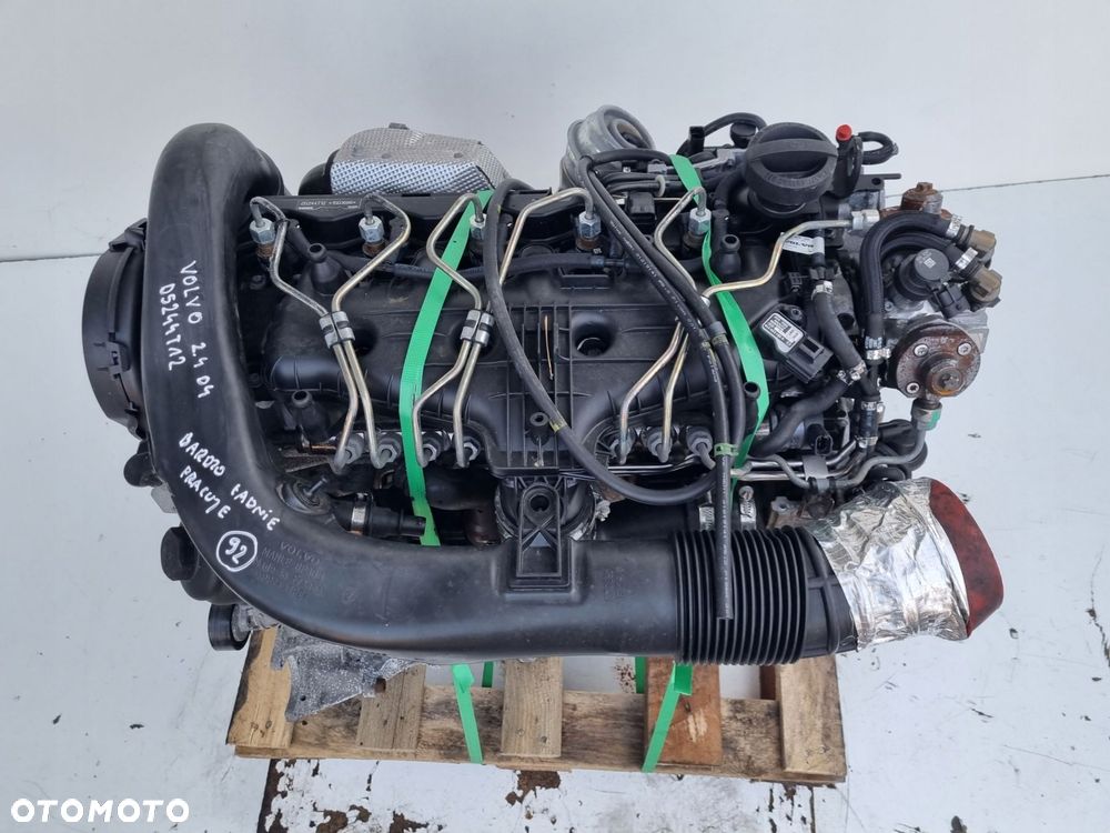 SILNIK BEZ OSPRZĘTU Volvo S60 II V60 2.4 D4 181KM BITURBO ładny D5244T12 - 4
