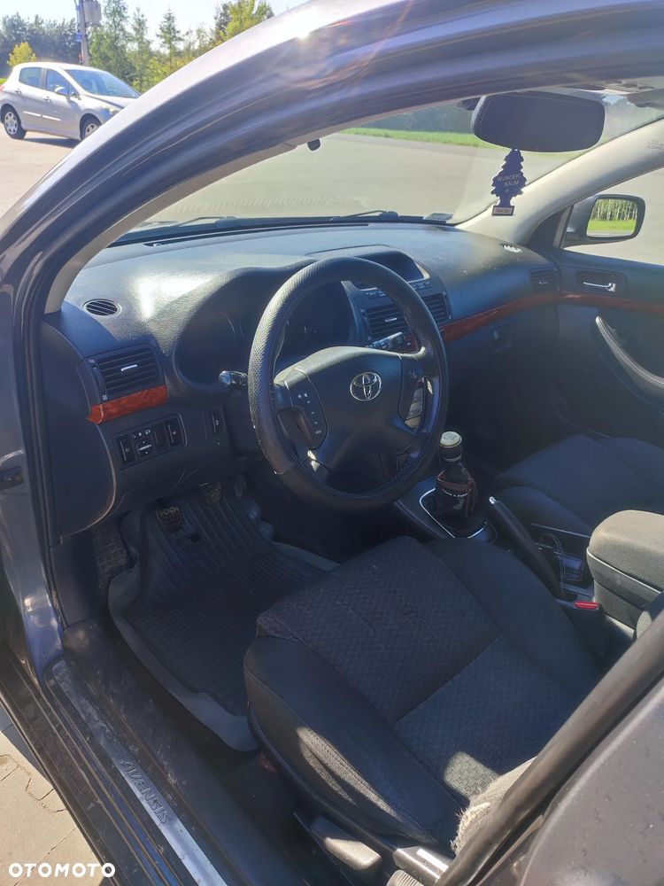 Toyota Avensis 2.2 D-4D Sol - 1