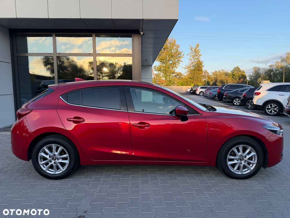 Mazda 3 2017 photo 2