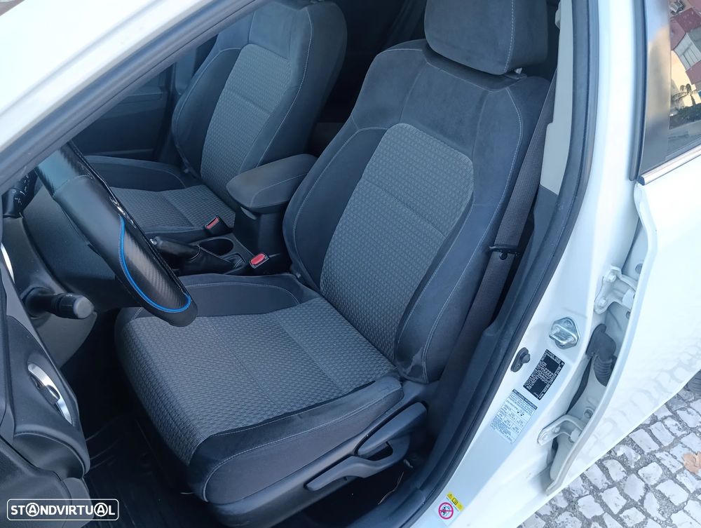 Toyota Auris Touring Sports 1.4 D-4D C.+P.Techo+P.Sport - 5