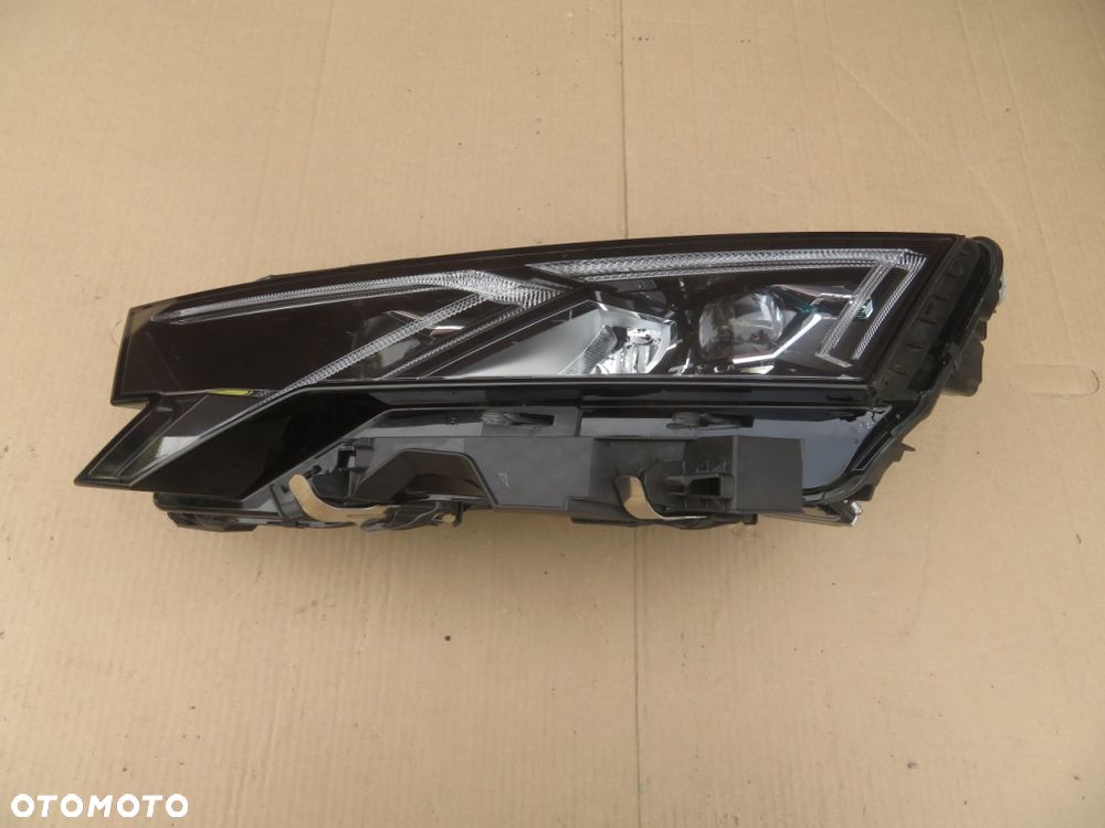 REFLEKTOR LEWY SKODA OCTAVIA IV LIFT 5E4 FULL LED 24-26R 5E3941035 DEMONTAŻ KRAKÓW - 3