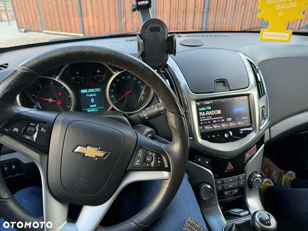 Chevrolet Cruze 1.7 D LT+ Premium - 3