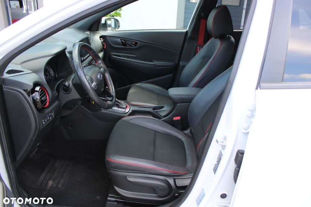 Hyundai Kona - 17