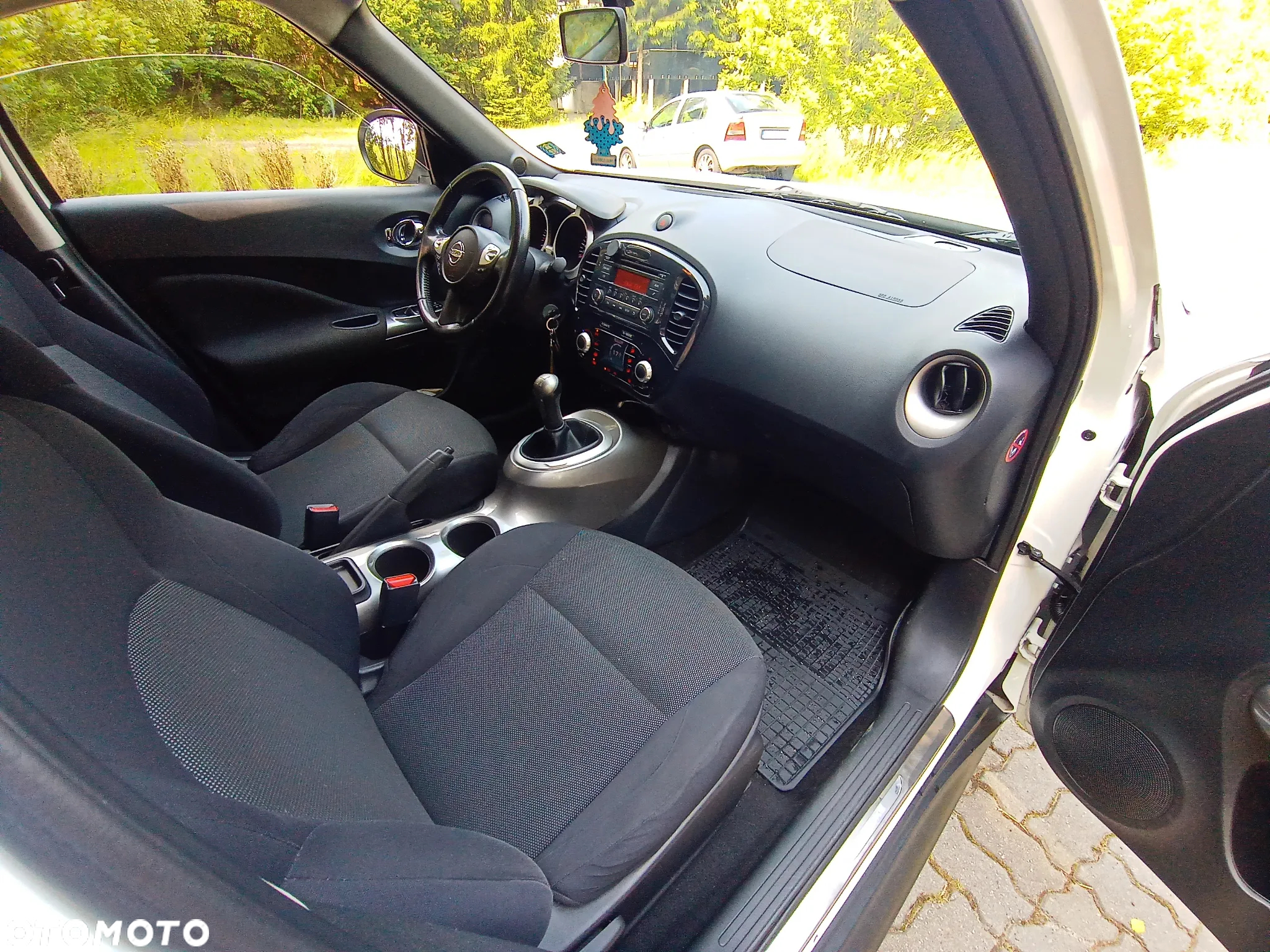 Nissan Juke 1.6 Acenta - 23