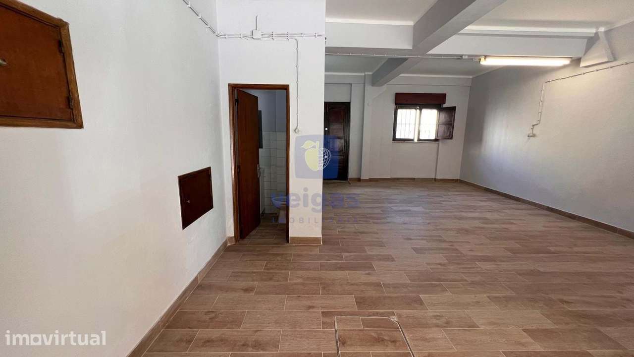 LOJA NO CENTRO DE ALVERCA DO RIBATEJO - Grande imagem: 4/7