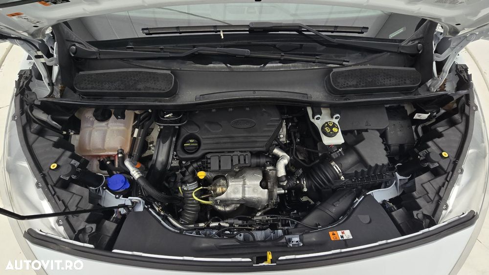 Ford Transit Connect - 24