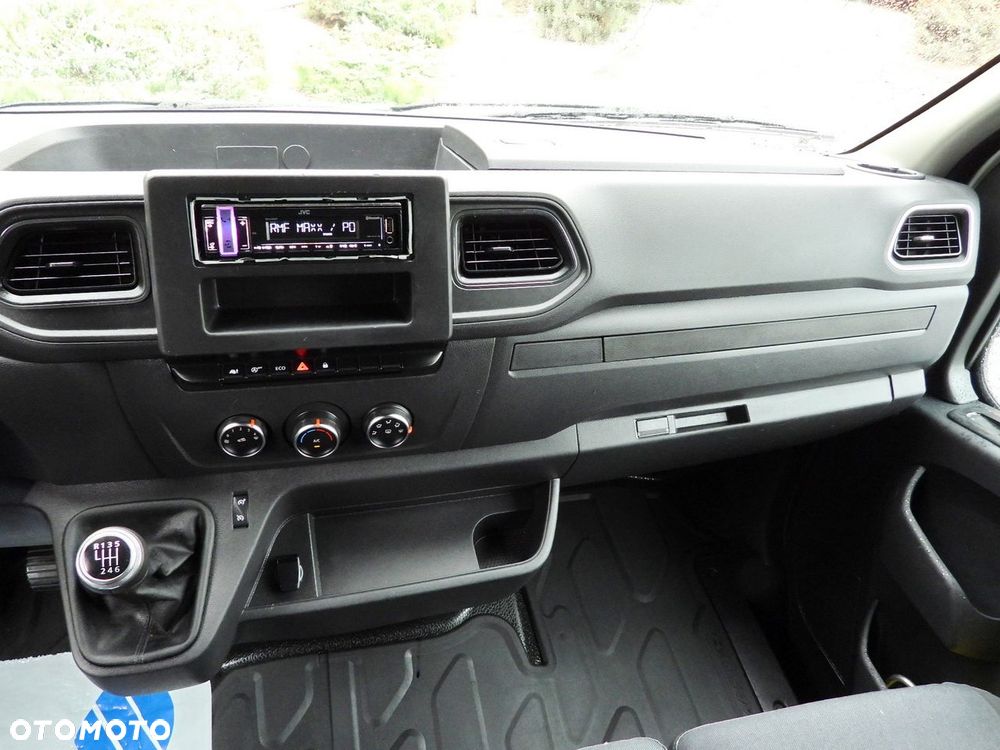 Renault MASTER  PLANDEKA 10 PALET WEBASTO TEMPOMAT LEDY PNEUMATYKA KLIMATYZACJA  165KM - 34