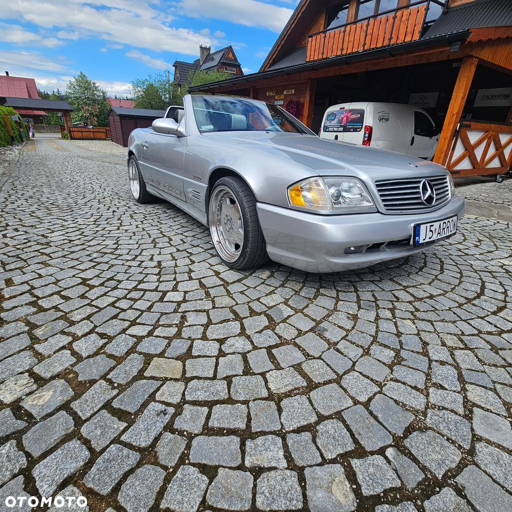 Mercedes-Benz SL - 22