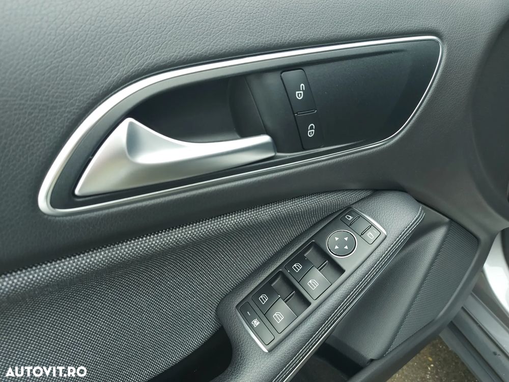 Mercedes-Benz GLA 200 d 4MATIC Aut. - 21