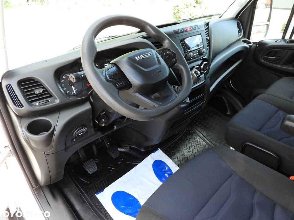 Iveco DAILY 35S14 SKRZYNIA PODWÓJNA KABINA DOKA 7 MIEJSC TEMPOMAT KLIMATYZACJA  135KM - 3