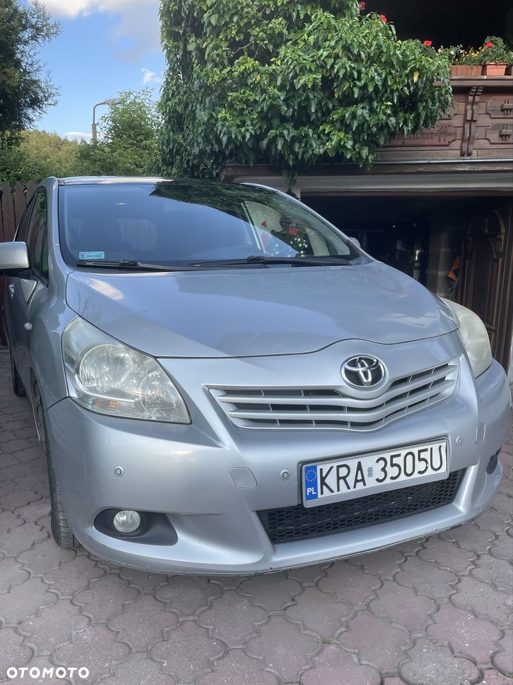 Toyota Verso - 1