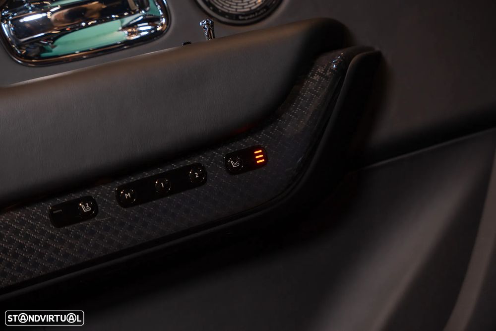 Rolls Royce Cullinan Black Badge - 27