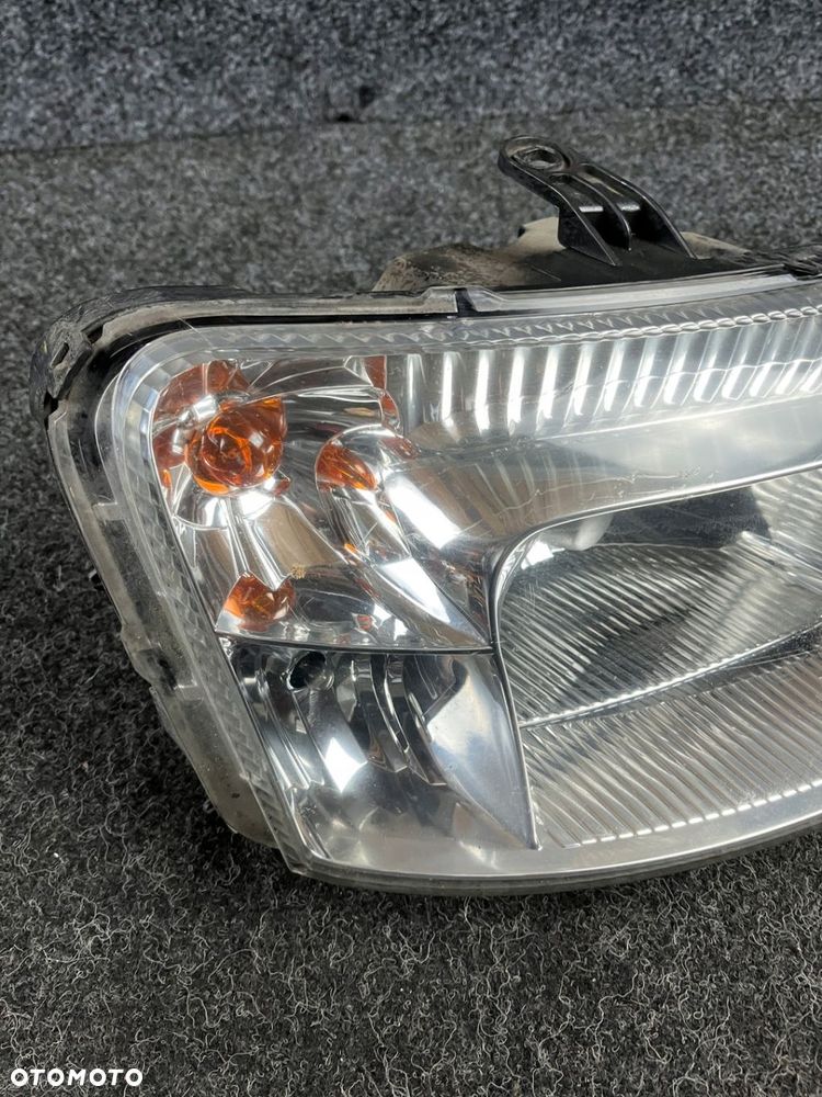 fiat panda II lampa prawy przód prawa przednia - 3