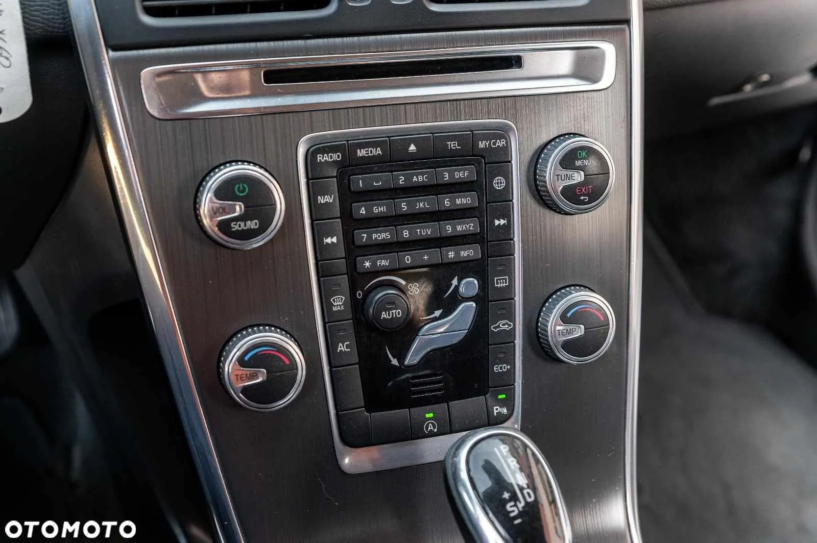 Volvo XC 60 - 25