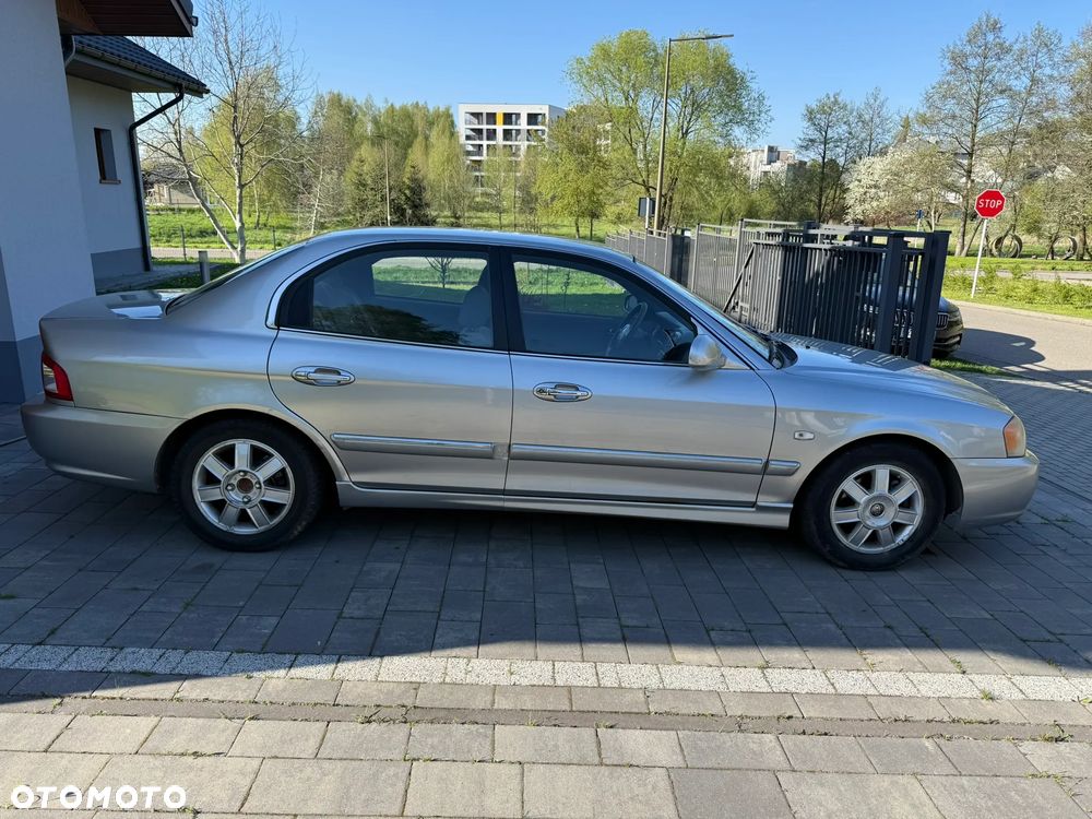 Kia Magentis 2.0 (air4) / Gold - 2