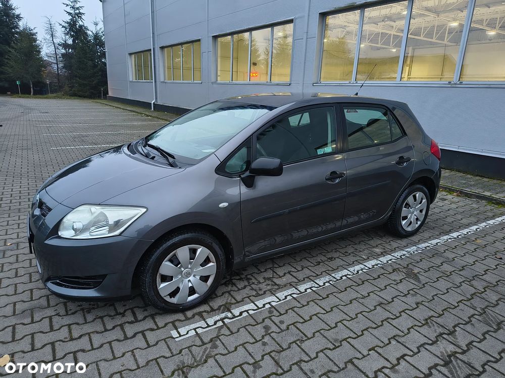 Toyota Auris - 9