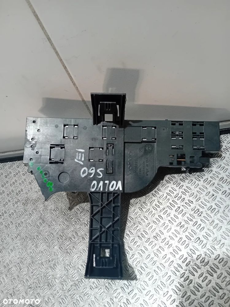 klema pirotechniczna Volvo S60 III 2.0B 2021 brak uchwytu  31473767 - 1