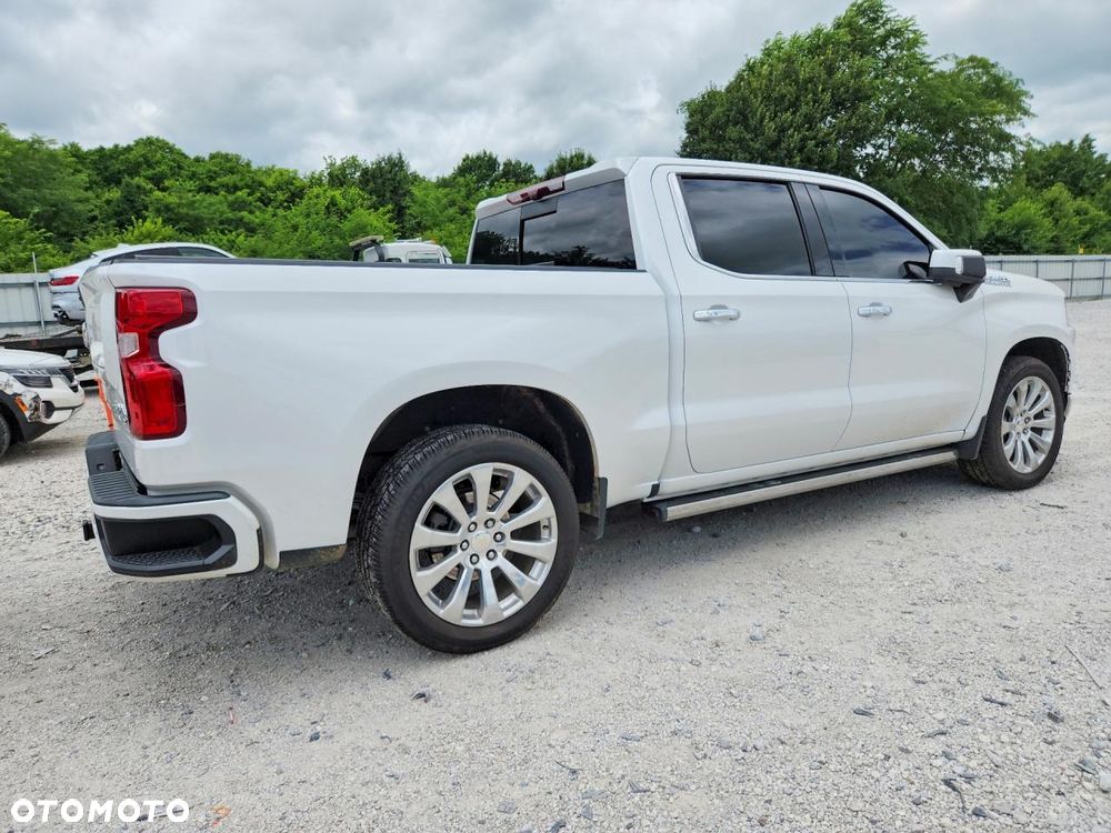 Chevrolet Silverado - 6