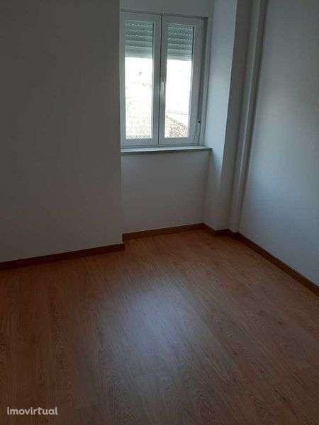Apt T1 Centro Castelo Branco - Grande imagem: 2/4
