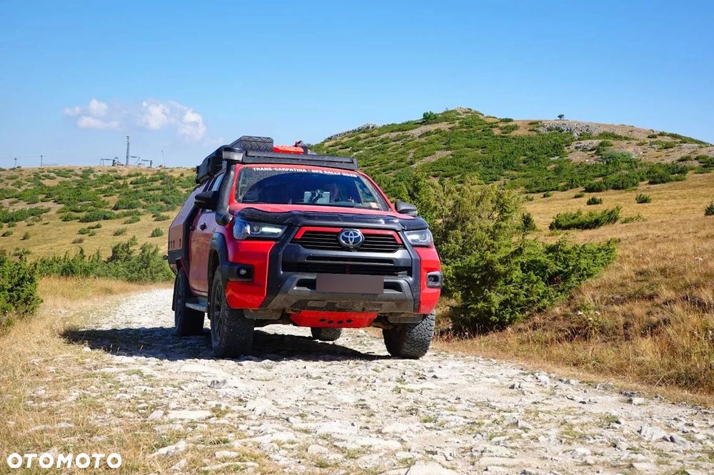 Toyota Hilux 2024 photo 3