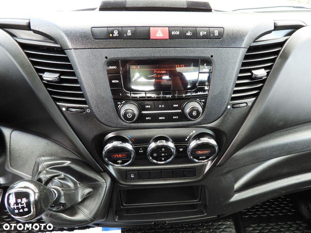 Iveco DAILY 35S16 SKRZYNIA 10 PALET TEMPOMAT KLIMATYZACJA  160KM - 33