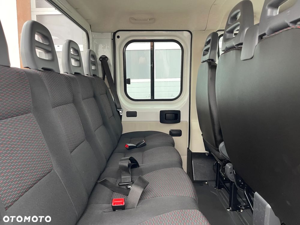 Peugeot Boxer Doka Brygadówka - 32