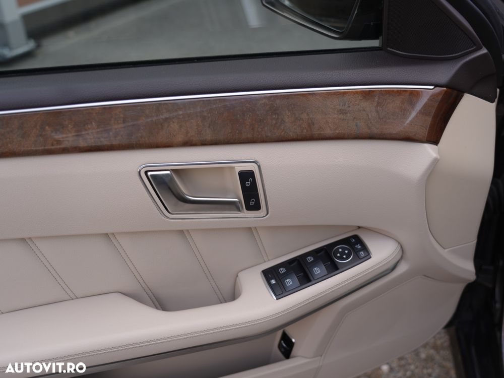 Mercedes-Benz E 220 BlueTEC 4Matic 7G-TRONIC - 10