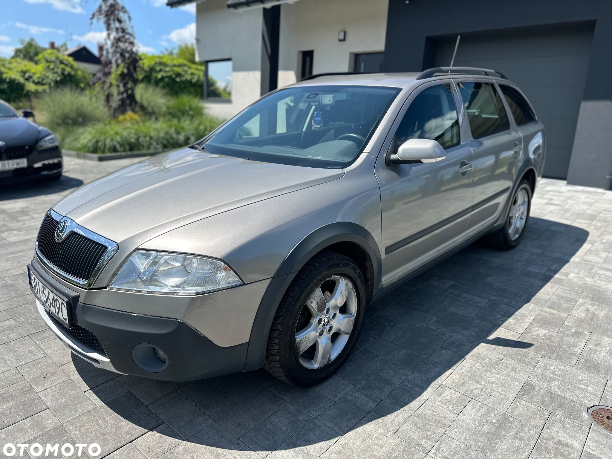 Skoda Octavia Scout 2.0 TDI DPF - 5