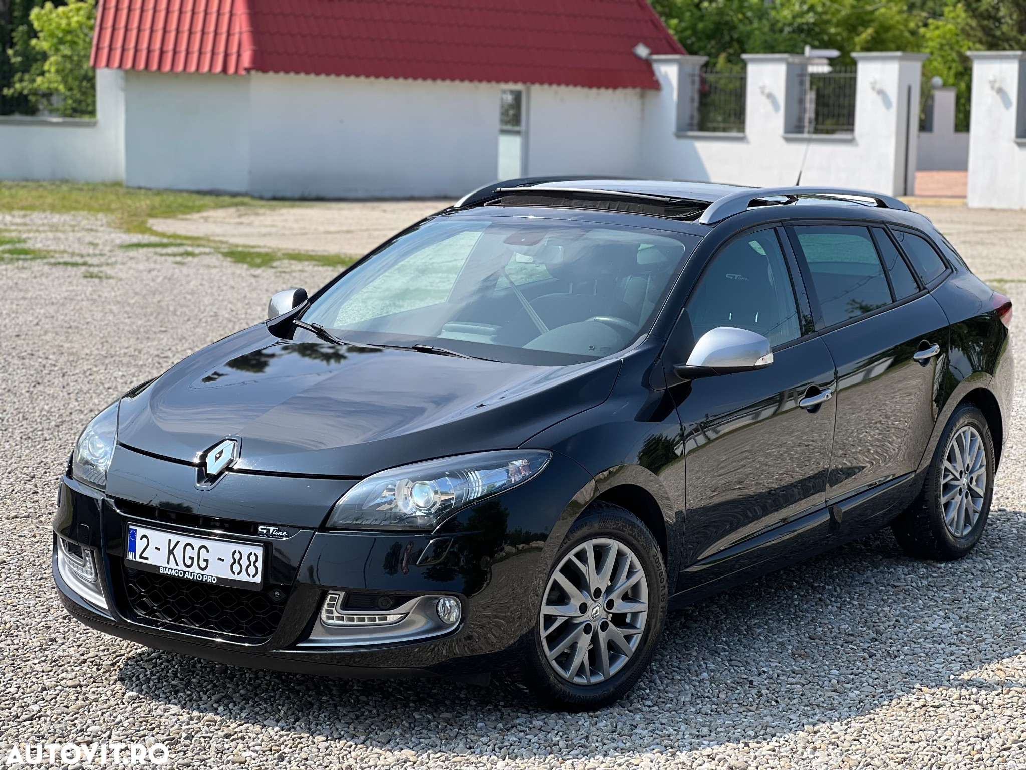 Renault Megane Grandtour ENERGY dCi 110 Start & Stopp Bose Edition - 2