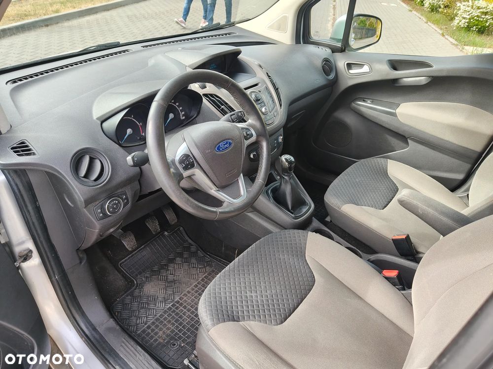Ford Tourneo Courier 1.5 TDCi S&S Ambiente - 13