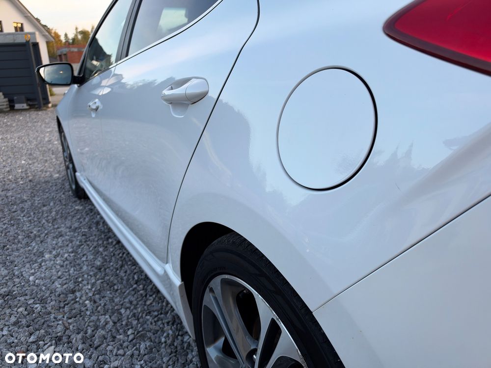 Kia Ceed 1.6 CRDi GT Line - 26
