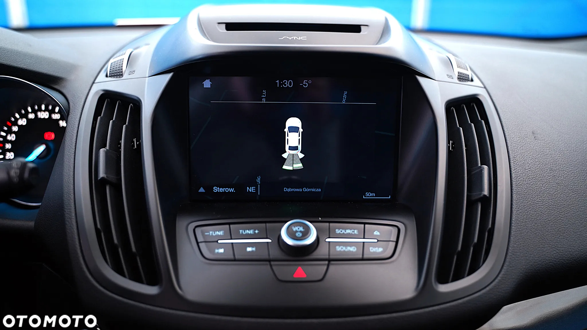 Ford Kuga - 25
