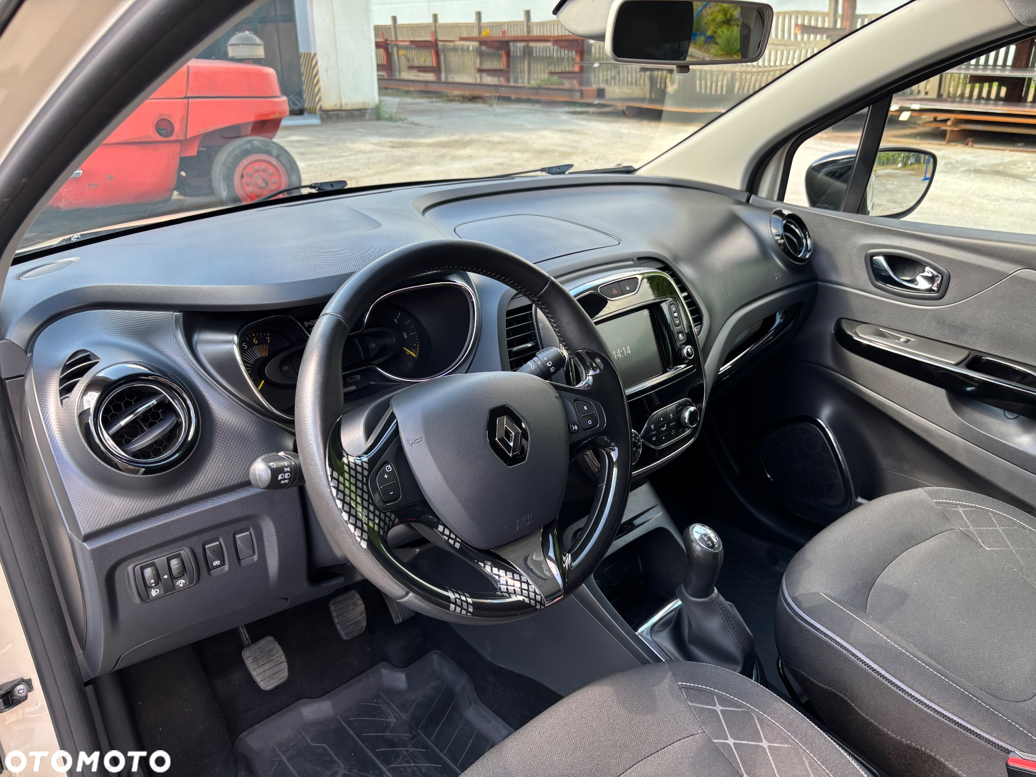 Renault Captur - 8