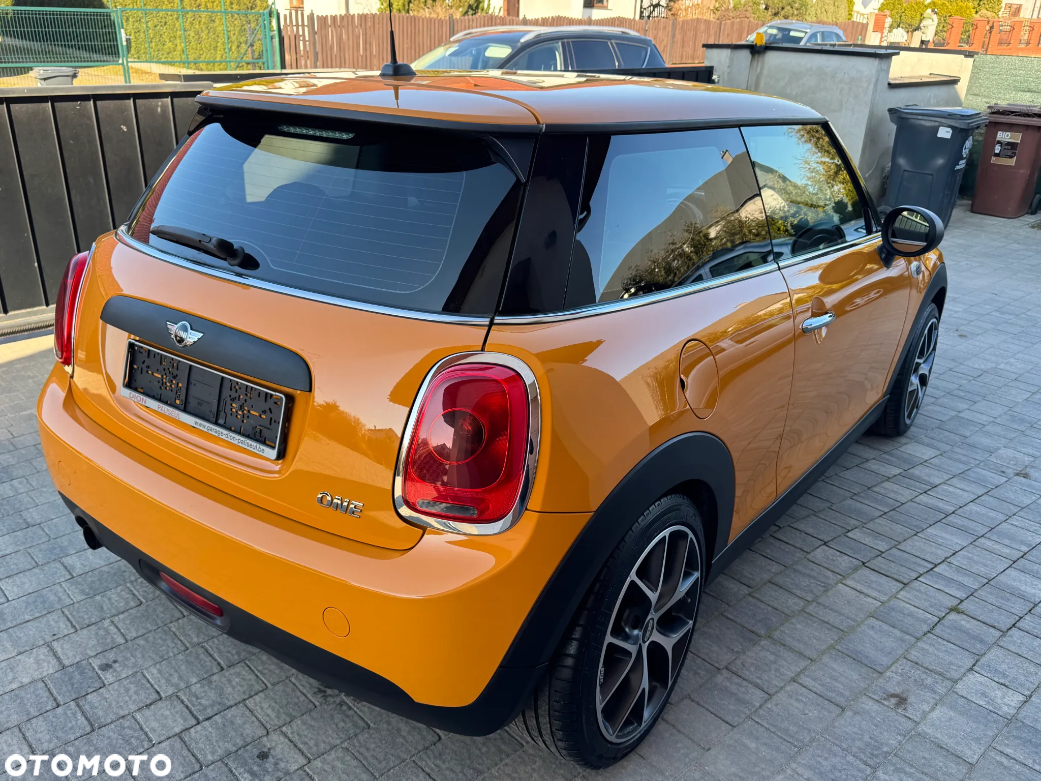MINI ONE - 8